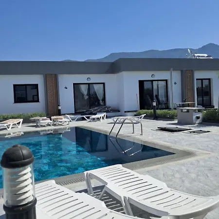 Blue Island 1 & 2 度假居