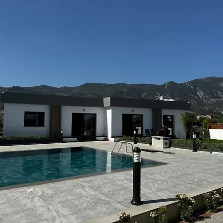 Blue Island 1 & 2 Karavász